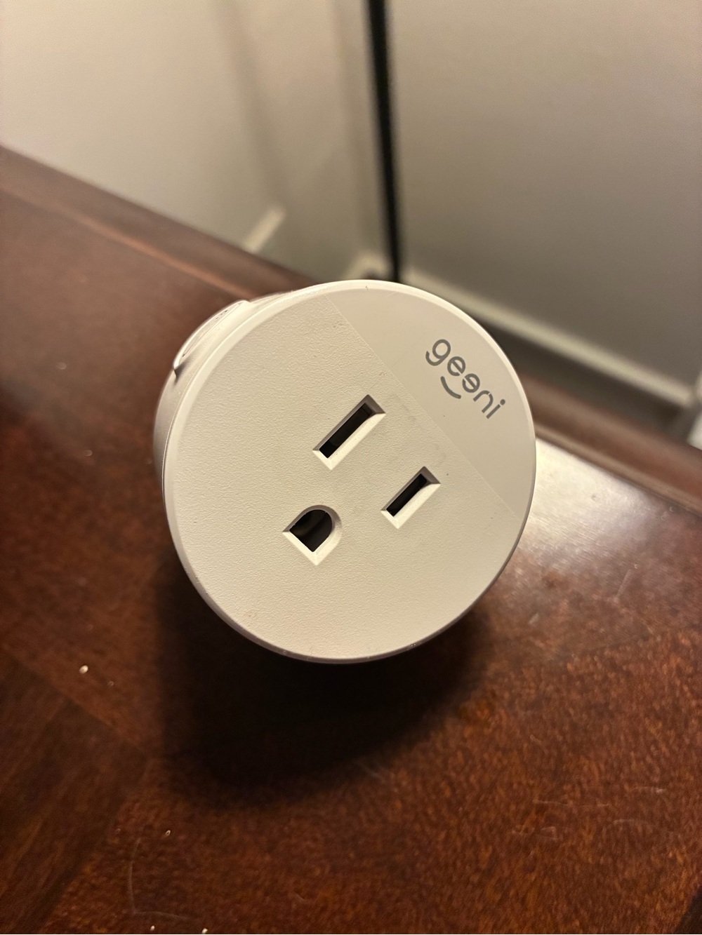 Geeni Smart Plug Wi-Fi Outlet Adapter